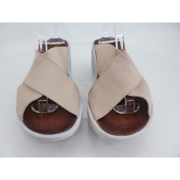 Bzees Women's Desire Sandals 8 Wedge Heel Slip On Beige Textile Casual Comfy - Picture 4 of 12